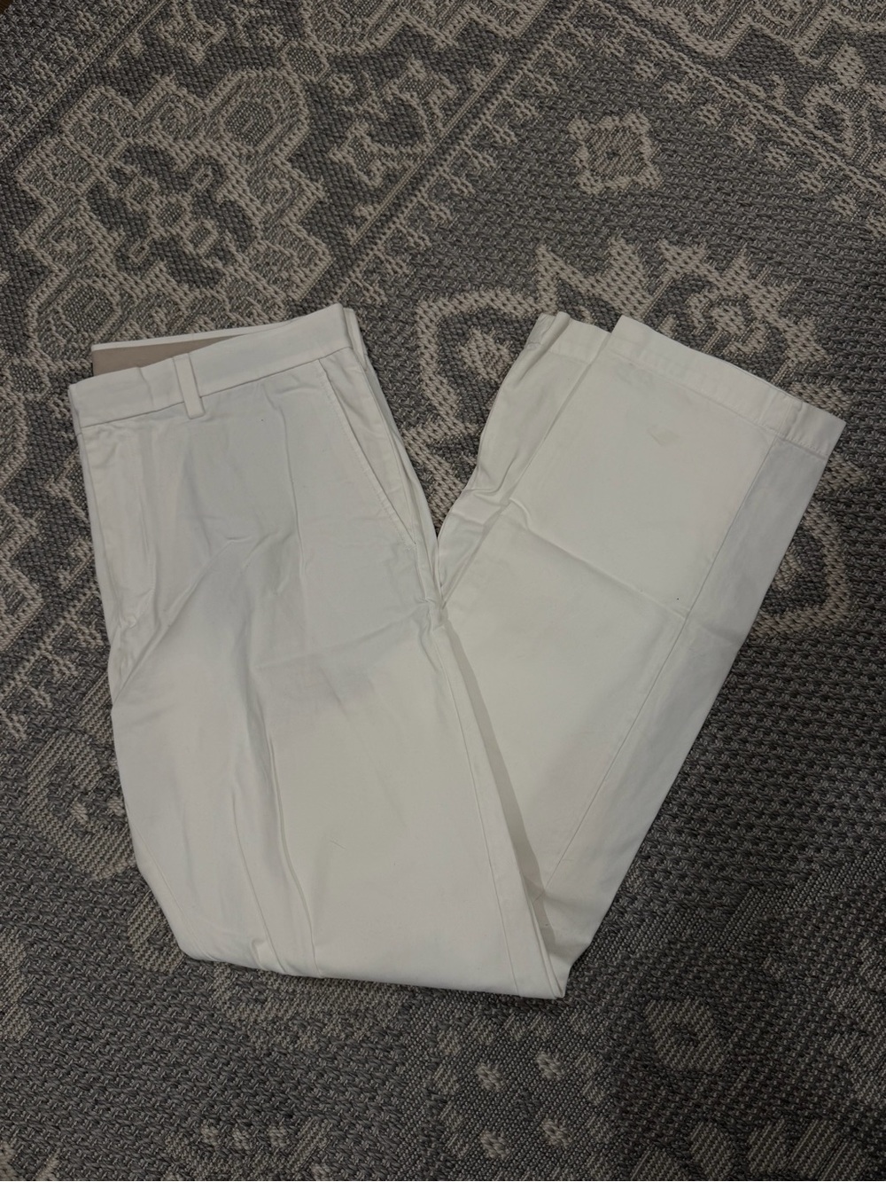 Banana Republic Men's Aiden White Chino Pants